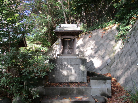 149向かって右
