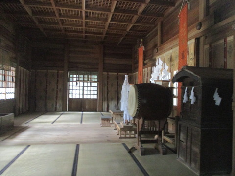200拝殿5