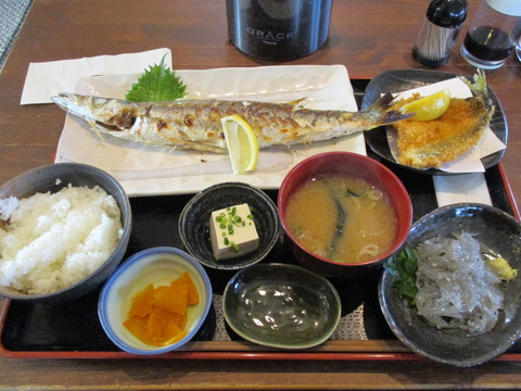 164おまかせ定食(カマス塩焼)