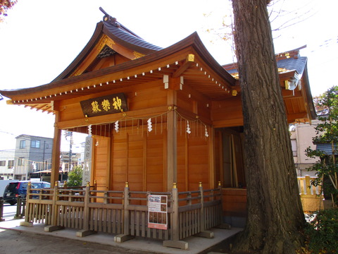 79神楽殿1