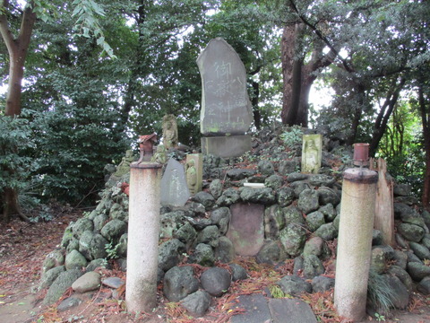 29野牛久伊豆神社10