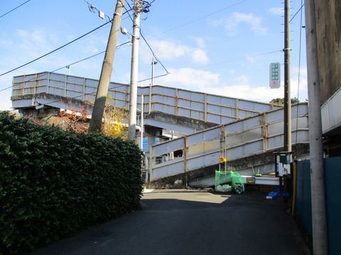 125歩道橋1
