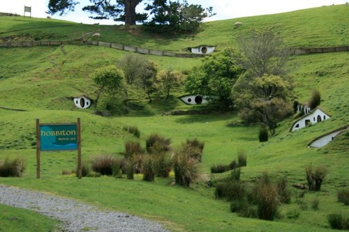 hobbiton_is_now_640_01