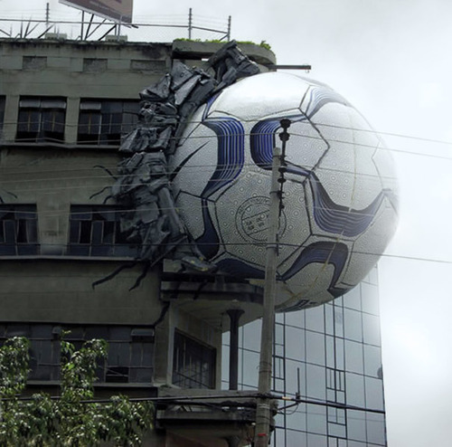 large-scale-objects-nike