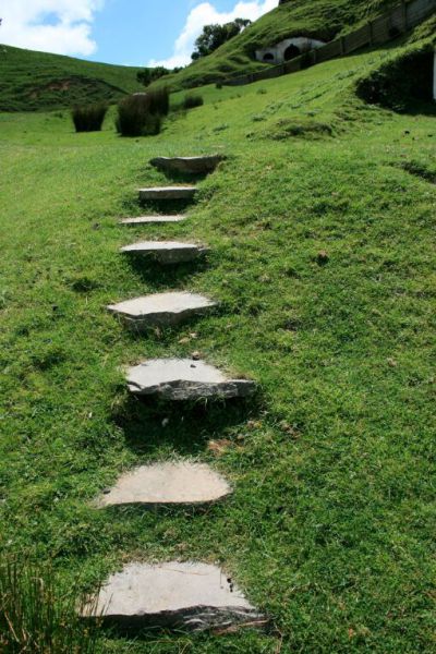 hobbiton_is_now_640_02