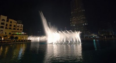 burj_dubai_lake_fountain_16