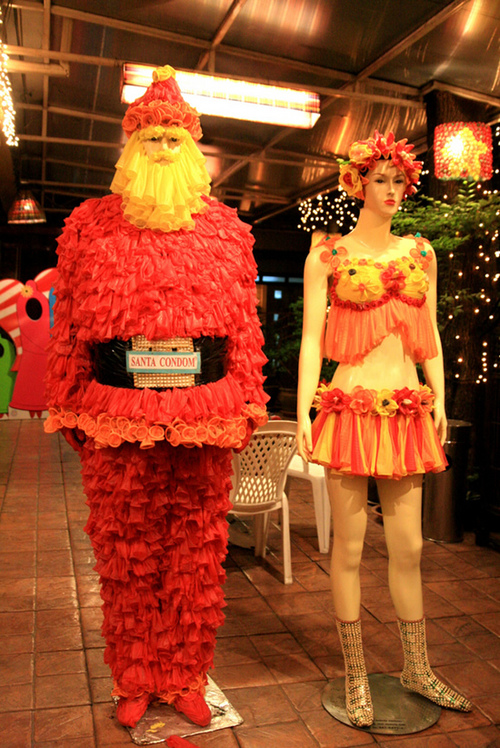 condom-santa4