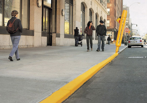 large-scale-objects-fedex-1-1