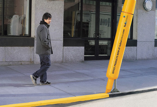 large-scale-objects-fedex-1