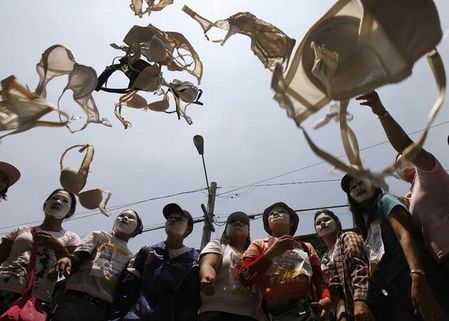 protest_09