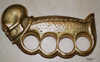 brass-knuckles-15