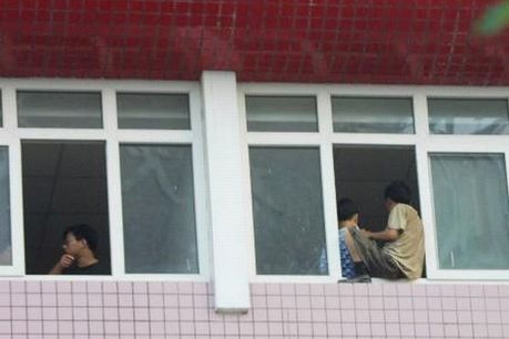 how_china_negotiates_with_kidnappers_02