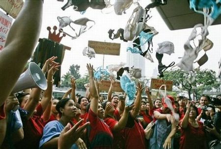 protest_03