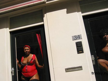 red_light_district_25