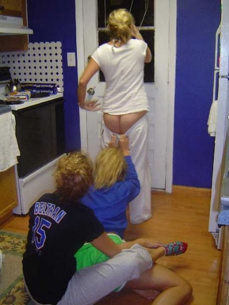 fun_with_pants_21