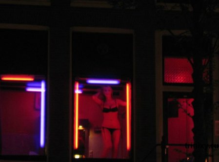 red_light_district_13