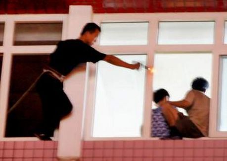 how_china_negotiates_with_kidnappers_04