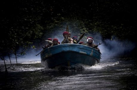 Nigerian_petroleum_pirates_2