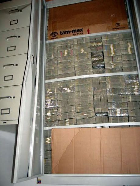 drug_money_10