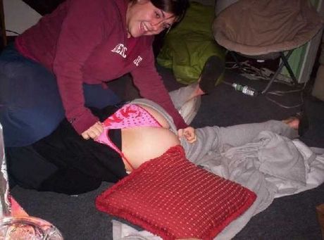 fun_with_pants_06
