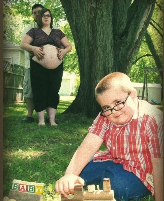 creepy_pregnancy_photos_640_01_e