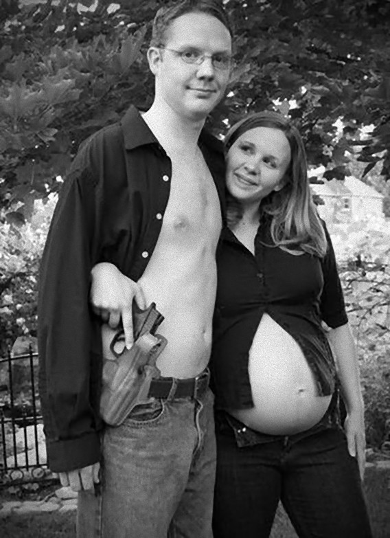 creepy_pregnancy_photos_640_09_e