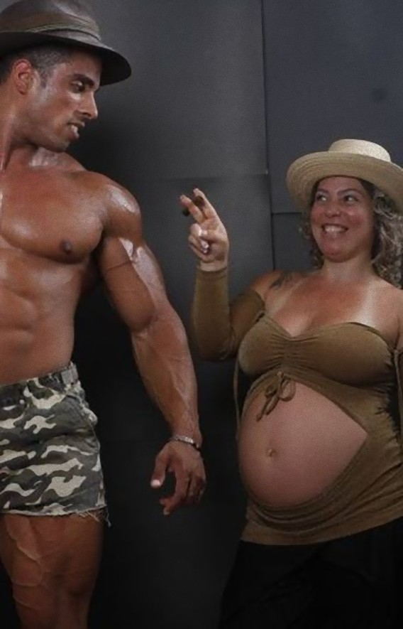 creepy_pregnancy_photos_640_11_e