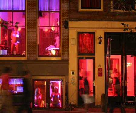 red_light_district_17
