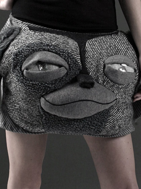 alex_chloe_brian_lichtenberg_gizmo_skirt_2