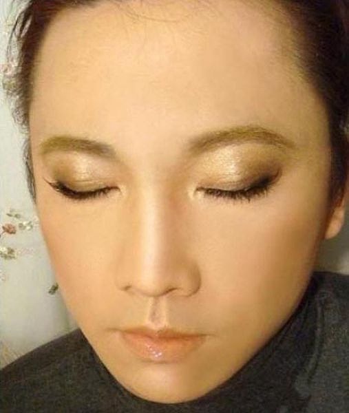 this_girl_is_a_stunner_06
