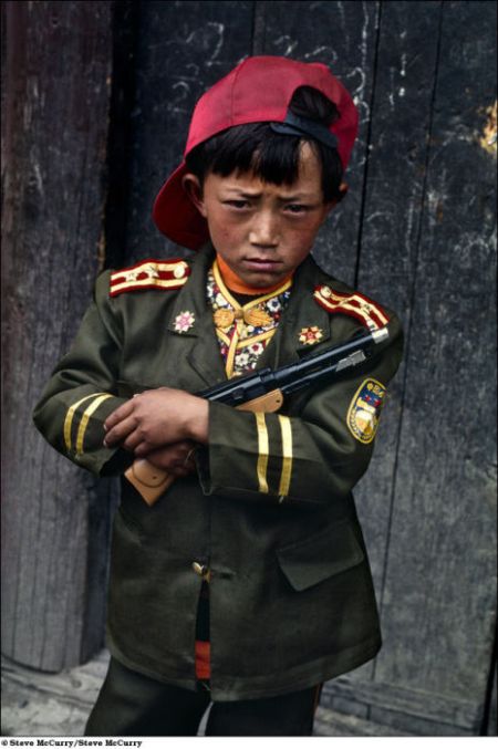 children_soldiers_04