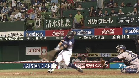 5回裏1森ヒット (1)