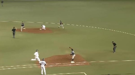 ９回裏６おかわりゲッツー (3)