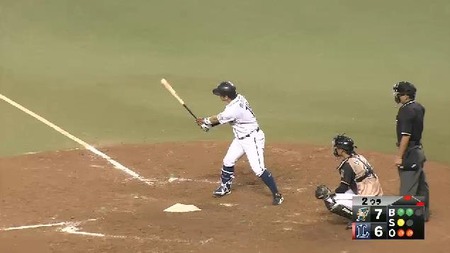 ２回裏４森タイムリー２ベース (1)