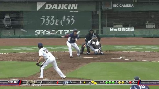 9回表4代打脇谷ファーストゴロ (2)