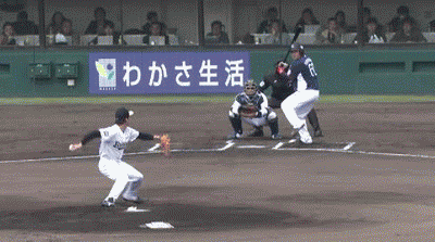 １回表１秋山四球おかわり２ラン (1)