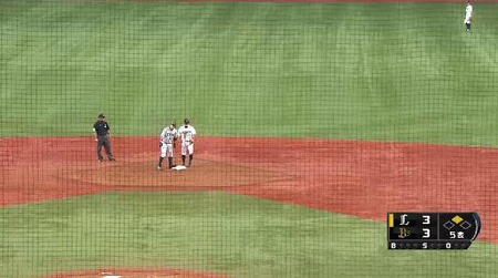 5回表1浅村2ベース (2)