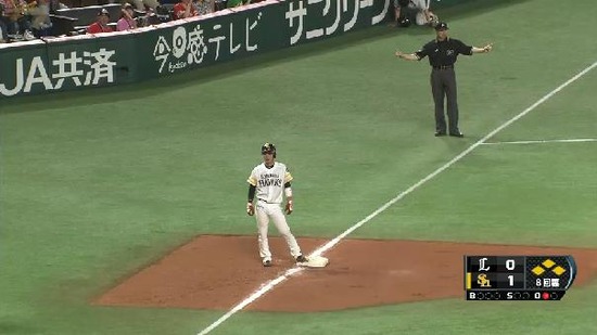 ８回裏２フォアボール満塁 (2)