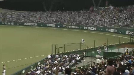 ２回表２石川３点タイムリー３ベース (2)