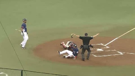 １回裏２おかわりタイムリー (3)