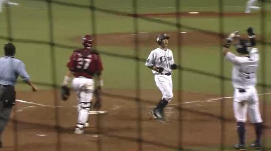 5回裏3代打渡辺走者一掃タイムリー2ベース (2)