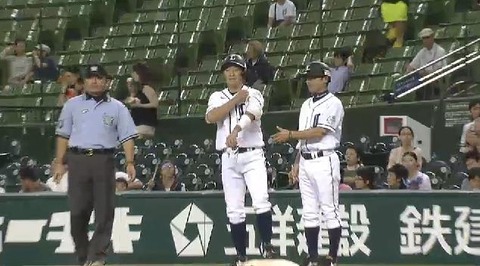 １回裏１秋山四球渡辺エンドラン成功１塁３塁 (2)