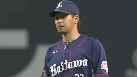 2回裏４石川併殺を浅村捕球ミス (5)