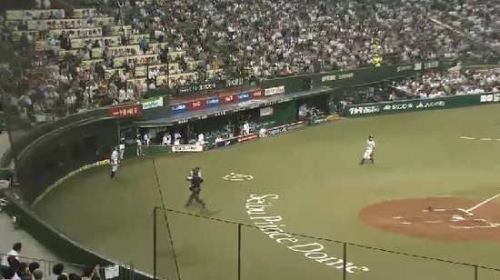 ７回裏２セラテリバント失敗 (2)