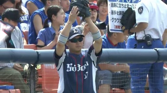 ３回表３森タイムリー (4)