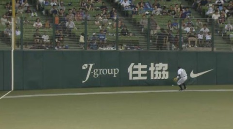 ３回表１柳田盗塁長谷川タイムリー (3)