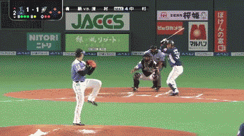 2回表７浅村満塁弾 (1)