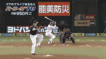 ３回裏３森タイムリー (1)