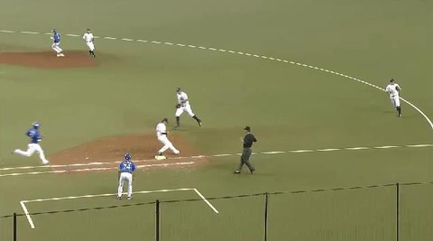 7回表3金城1ゴロ (2)