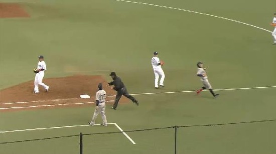 ９回表２アウト (2)